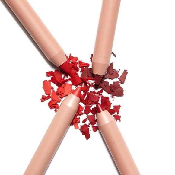 KKW Beauty "Red 2" lip liner - Picture 4 of 4